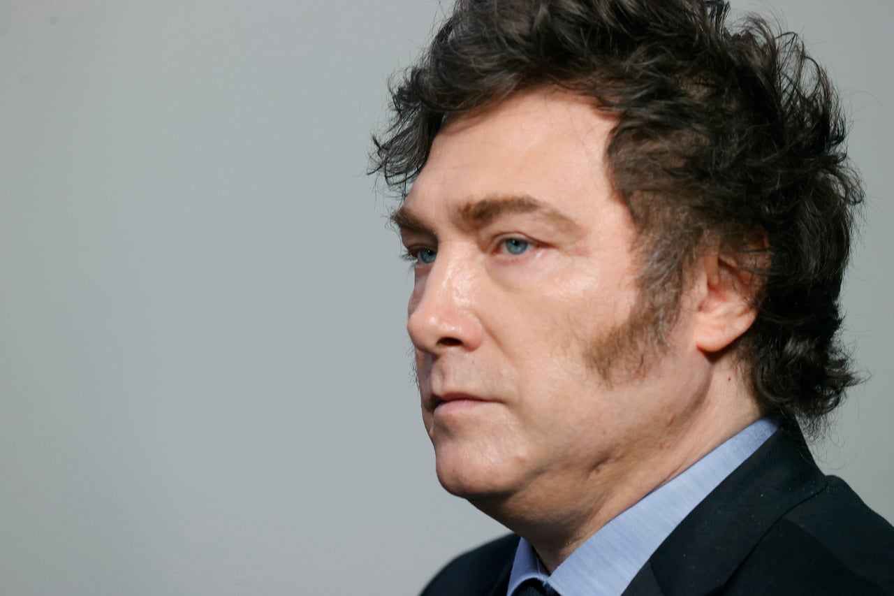 La Difusa Presidencia de Milei en Sudamérica: una Imagen Cuestionada que Cierra Año con Alto Rechazo Popular