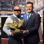 Un periodista de renombre público confiesa responsabilidad en una grave acusación de violación y explotación sexual de una menor, socavando la credibilidad del poderoso grupo mediático que representa.