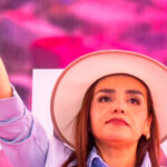 Justicia demandada: La lucha de Grecia Quiroz por vengar el asesinato del periodista Carlos Manzo, un caso que sigue sin resolver desde la detención de "El Bótox"