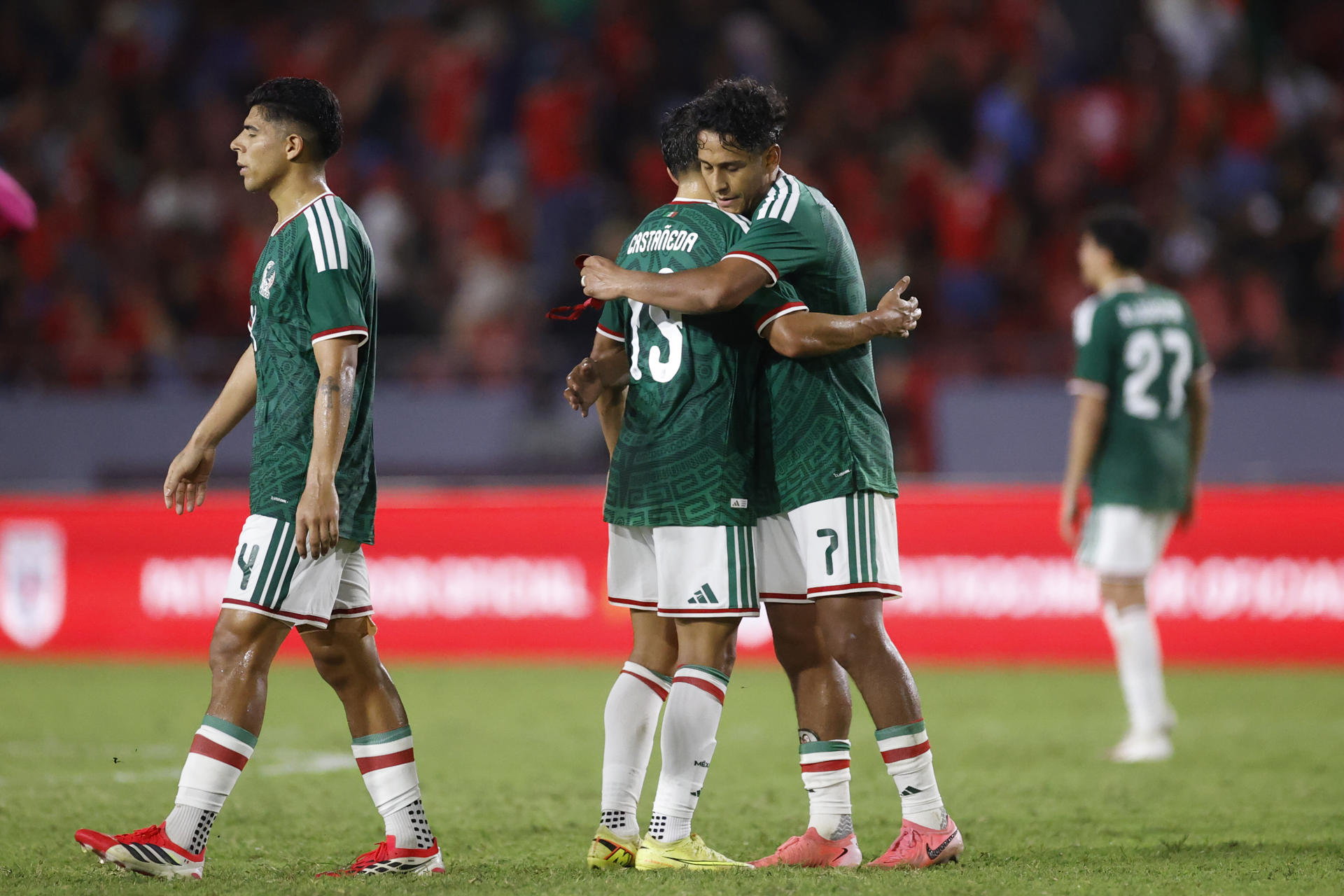La batalla por la supremacía en el fútbol: Bolivia y México se medirán en un duelo sin cuartel.