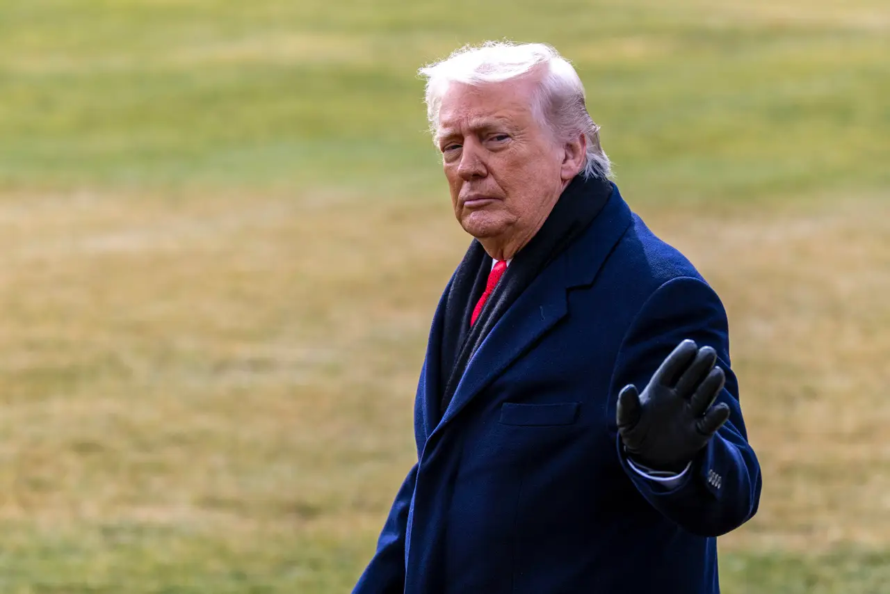 La sentencia que cambiará el curso: El Tribunal Supremo estadounidense se dispone a dictaminar sobre la constitucionalidad de las medidas proteccionistas de Trump, un momento clave para la economía global.