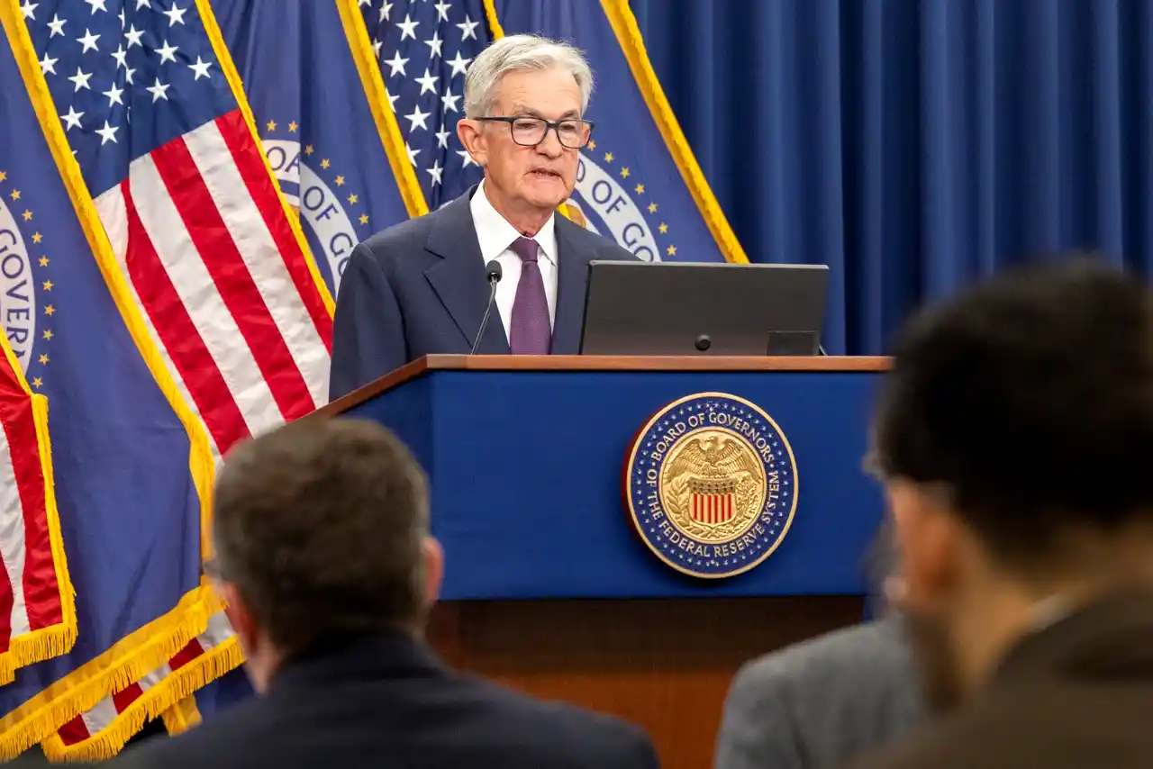 Desmentido a la prensa: Trump niega haber ordenado una investigación secreta al presidente de la Reserva Federal, según fuentes oficiales de la Casa Blanca.